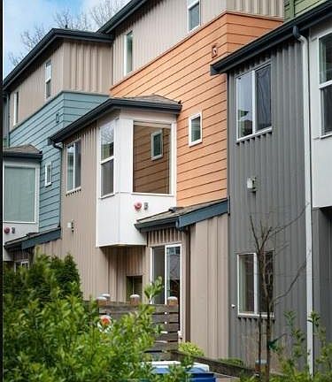 2nd image of 446 N 130th St