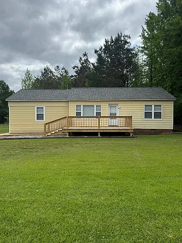 1054 Highway 182 W Photo 1
