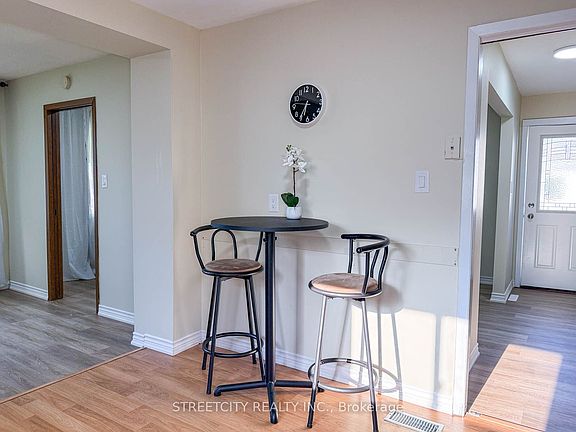4th image of 785 Ross Ave