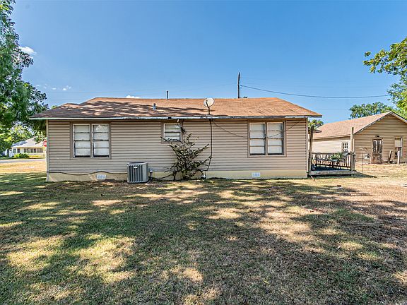 5th image of 200 SE 4th St