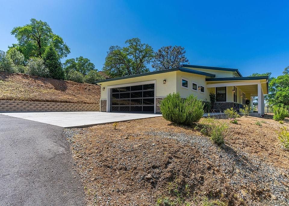 1st image of 7604 Sparrowk Dr