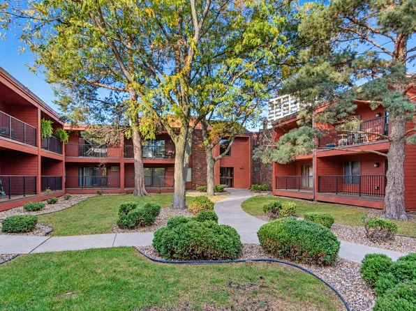 8025 Xerxes Ave S Unit 216, Bloomington, MN 55431