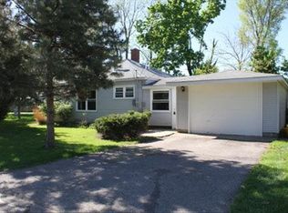 4433 Dixon Rd, Newport, MI 48166