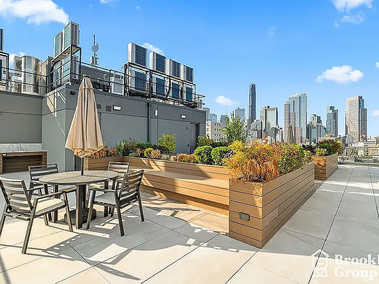 557 Baltic St #507 — Photo 31