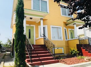 925 Apgar St, Oakland, CA 94608
