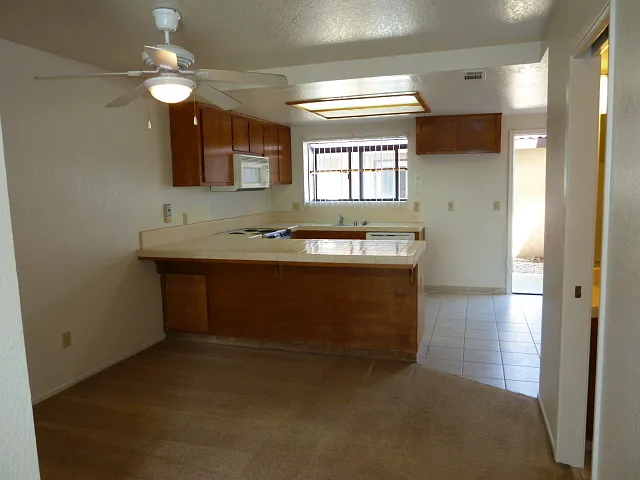 1501 Racquet Club Dr #B — Photo 4