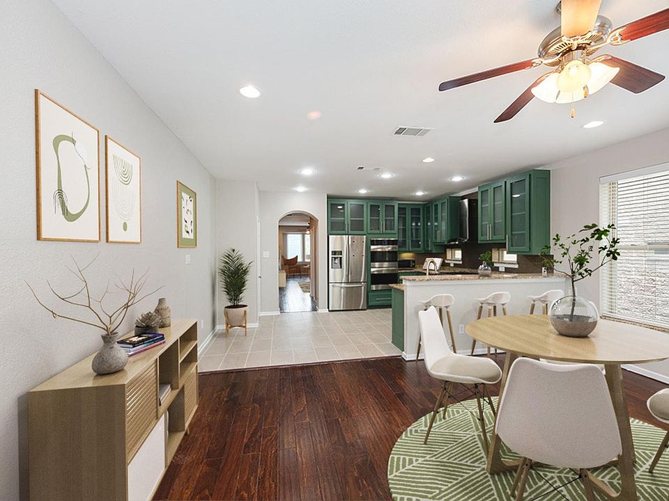 Optionally furnished common areas! Common areas can come beautifully furnished by our in-house design team for an additional fee.