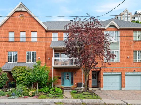 463 Cooper St, Ottawa, ON K1R 5H8