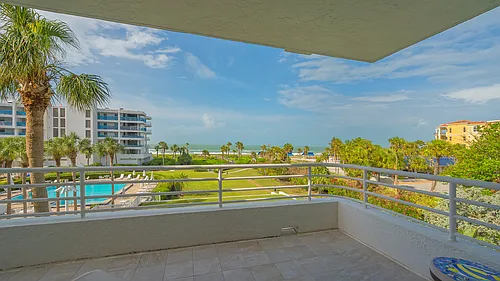 2109 Gulf Of Mexico Dr Photo 1