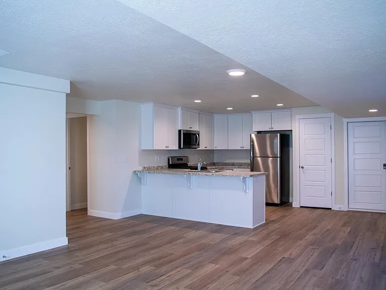 7434 N Pawnee Rd #B — Photo 4