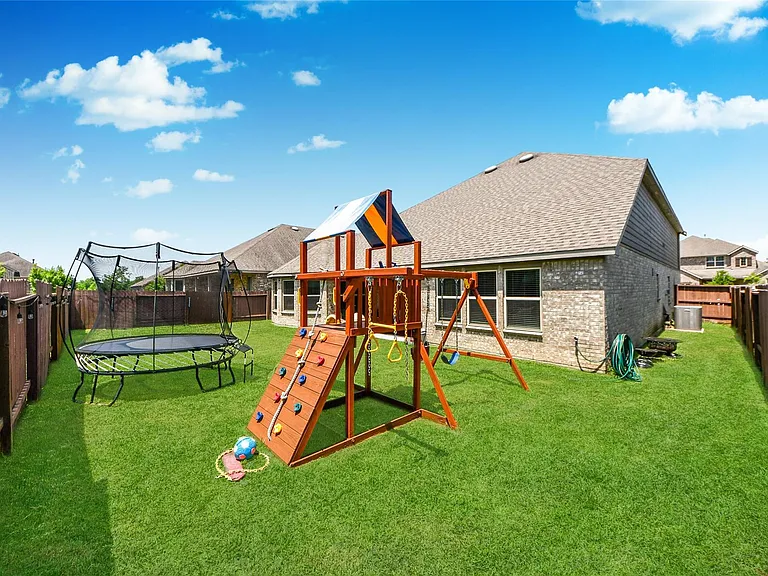 25119 Sundance Park Ln — Photo 32
