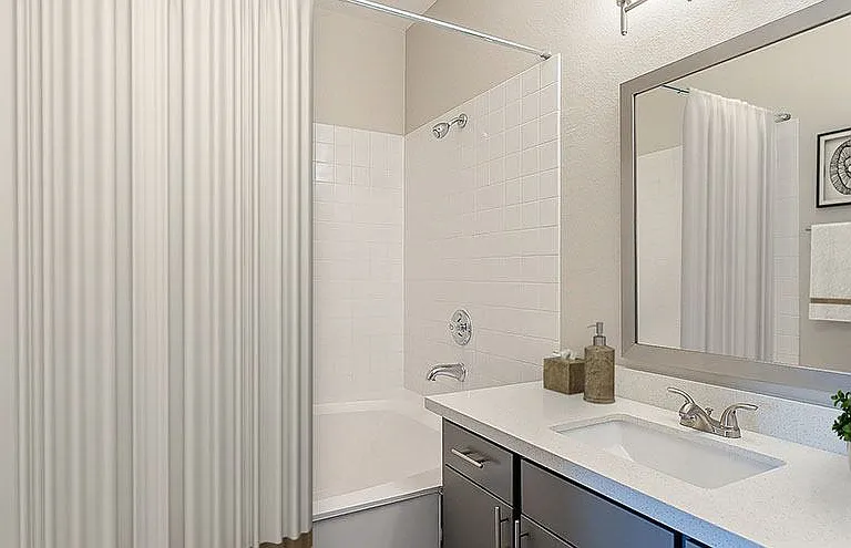 Bloom Apartment Homes — Photo 40