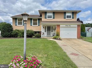 24 Homestead Rd, Stratford, NJ 08084