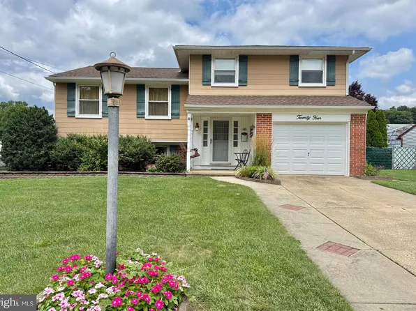 24 Homestead Rd, Stratford, NJ 08084