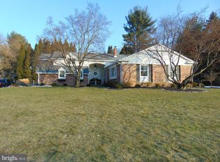 1354 Wright Dr, Huntingdon Valley, PA 19006