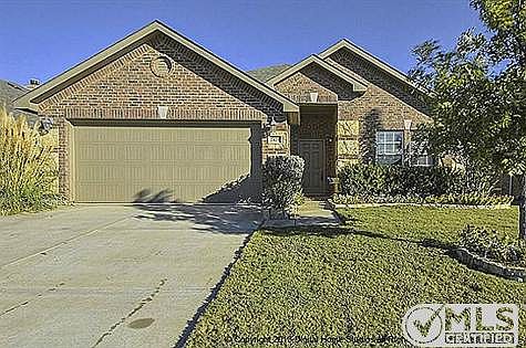1st image of 2425 Clairborne Dr