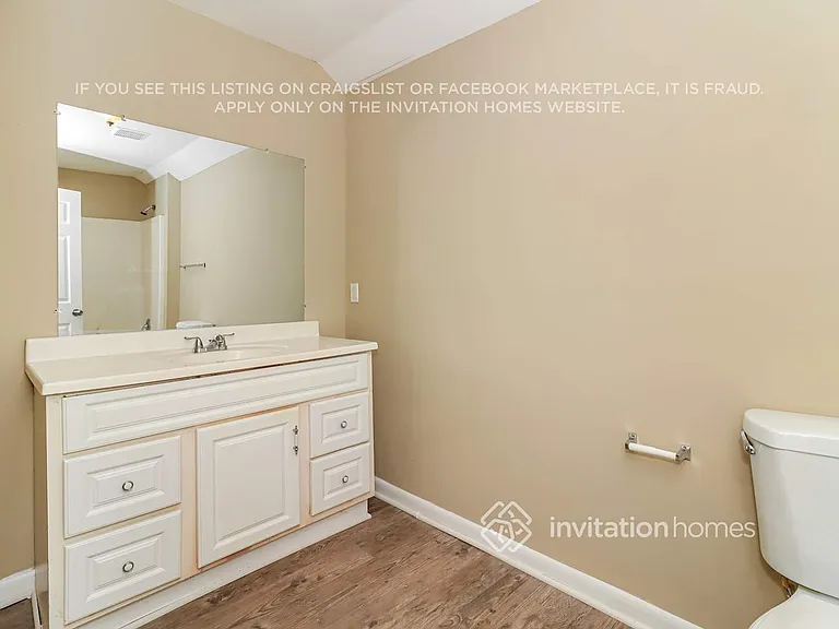 6323 Temple St — Photo 11