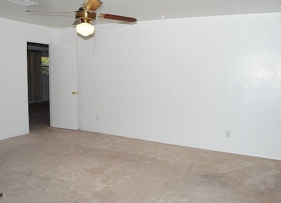 2nd image of 4507 Pasadena Dr