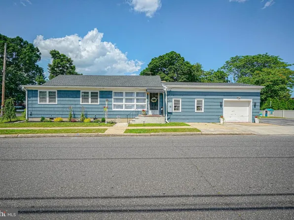 21 N Grand St, Hammonton, NJ 08037