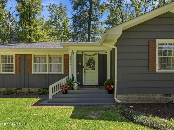 3977 Nassau St, Jackson, MS 39216
