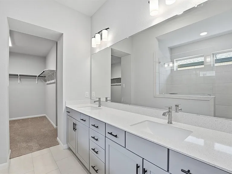 1338 Lakeside Creek Rd — Photo 22