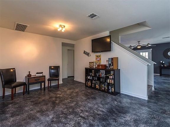 Formal Dining area can be used as entertaining space.