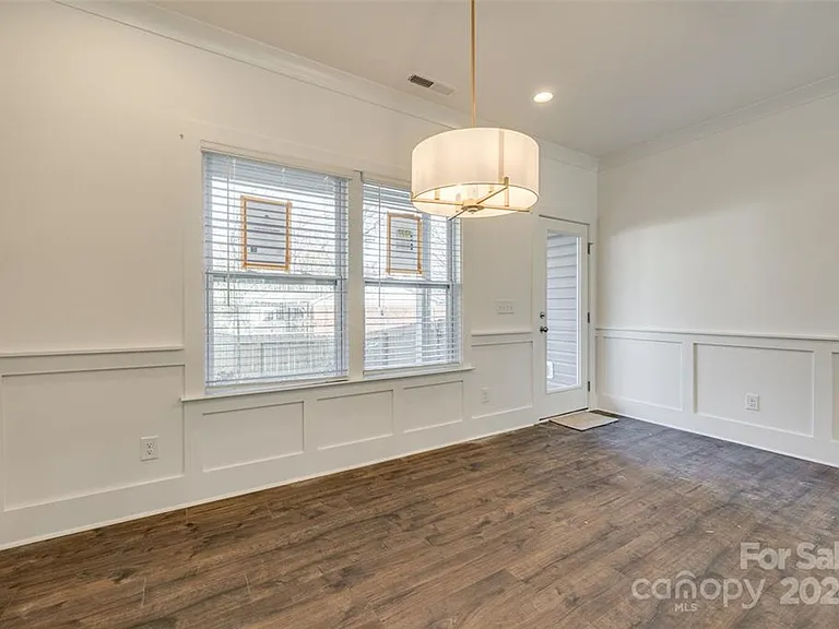 1237 Eastway Dr — Photo 18