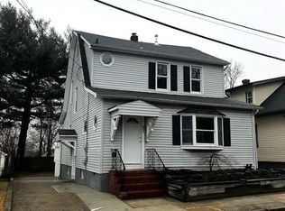 31 Idlewild Ave, Sayreville, NJ 08872