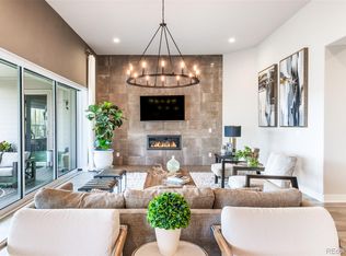 27681 E Lakeview Dr, Aurora, CO 80016