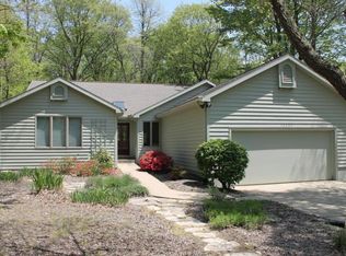12809 Highland Shores Dr, Sawyer, MI 49125