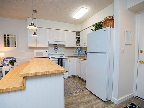 3rd image of 2400 S Ocean Drive #5414