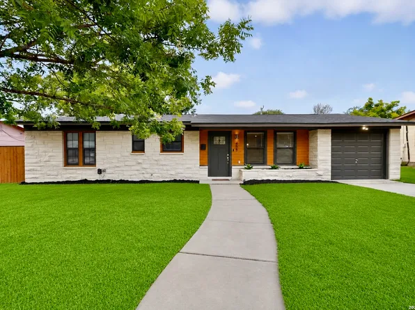 458 Maplewood Ln, San Antonio, TX 78216