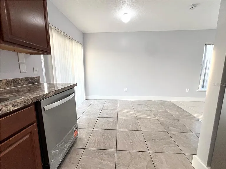 11340 Cardiff Dr — Photo 8