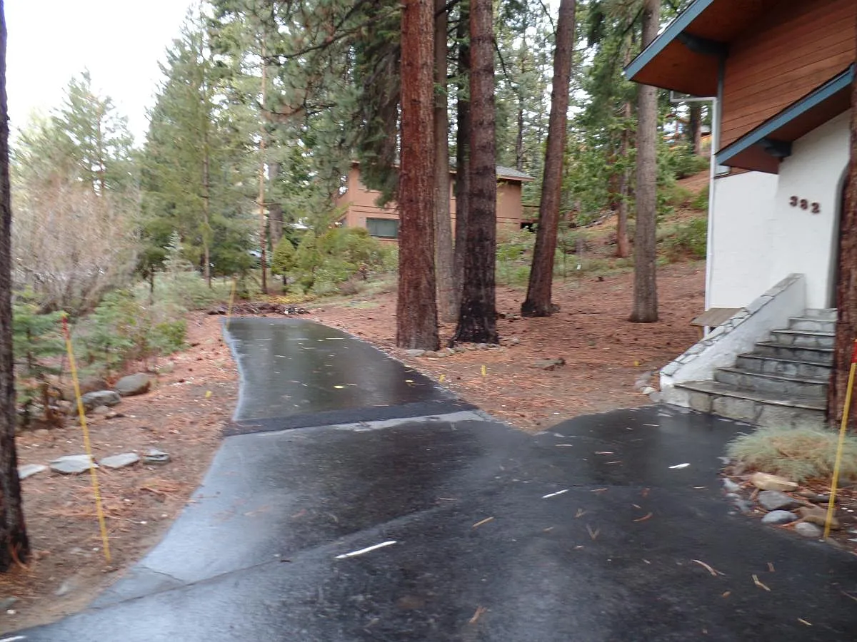 382 Country Club Drive — Photo 3