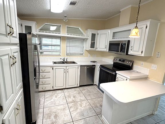 4th image of 2134 Cypress Cross Dr #454