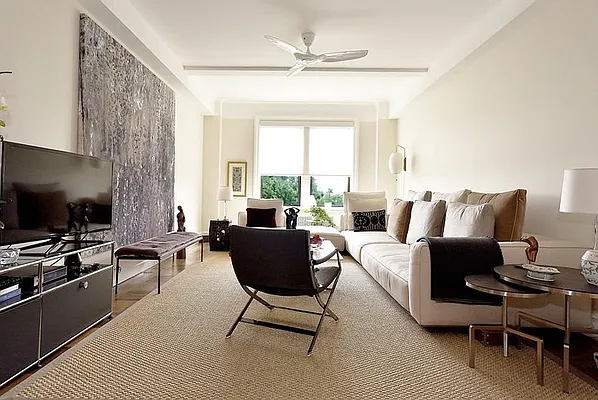 Rented by Buchbinder & Warren | media 42