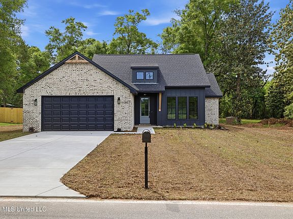 2nd image of 11080 Shorecrest Rd