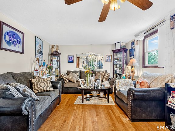 2nd image of 158 Wiklund Avenue