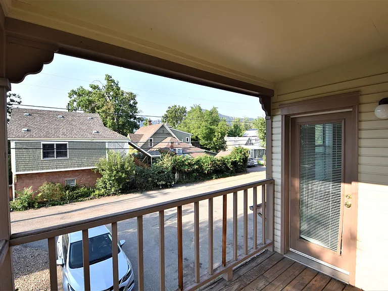 2156 Grove St — Photo 9