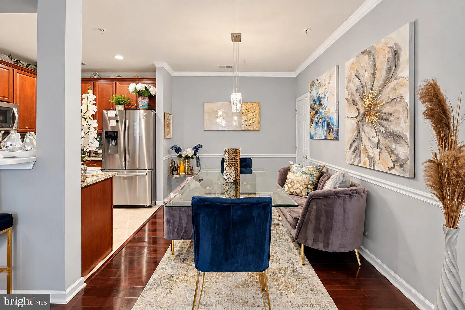 3 bed, 2.0 bath, 1453 sqft, $4,500 — Photo 1