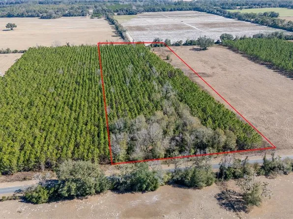 2 NW 10th Ave, Trenton, FL 32693