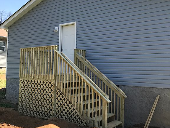 6’ x 6’ Back Deck