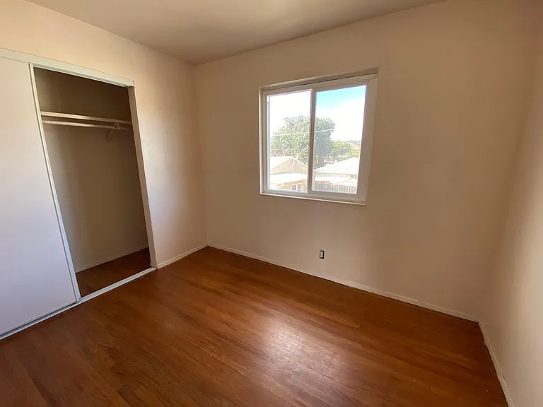 466 Shepherd Ave #1 — Photo 4