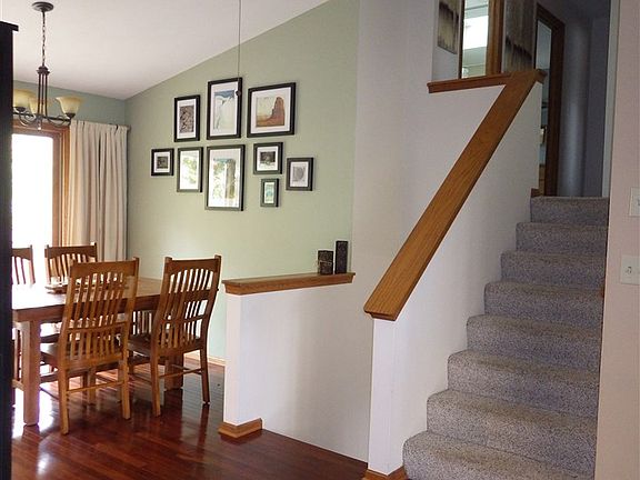 4th image of 3808 Harwood Ln