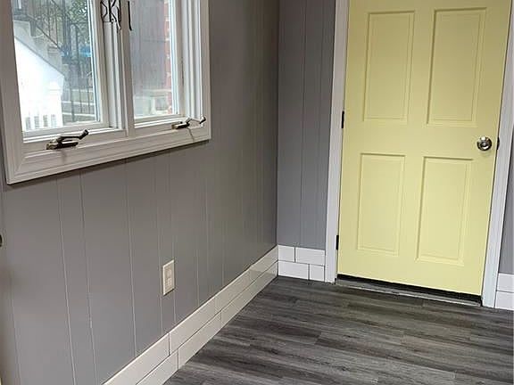 4th image of 64 N Williams St
