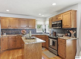 5013 S 169th Cir, Omaha, NE 68135
