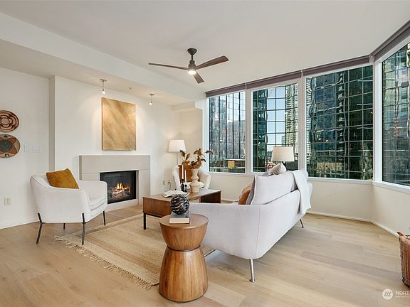 3rd image of 10700 NE 4th Street #1012
