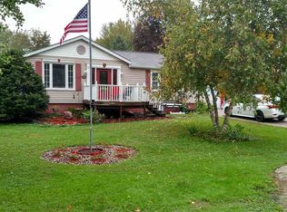 807 2nd Avenue Ct, Hampton, IL 61256