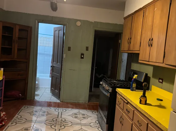 2549 W 50th St #2, Chicago, IL 60632