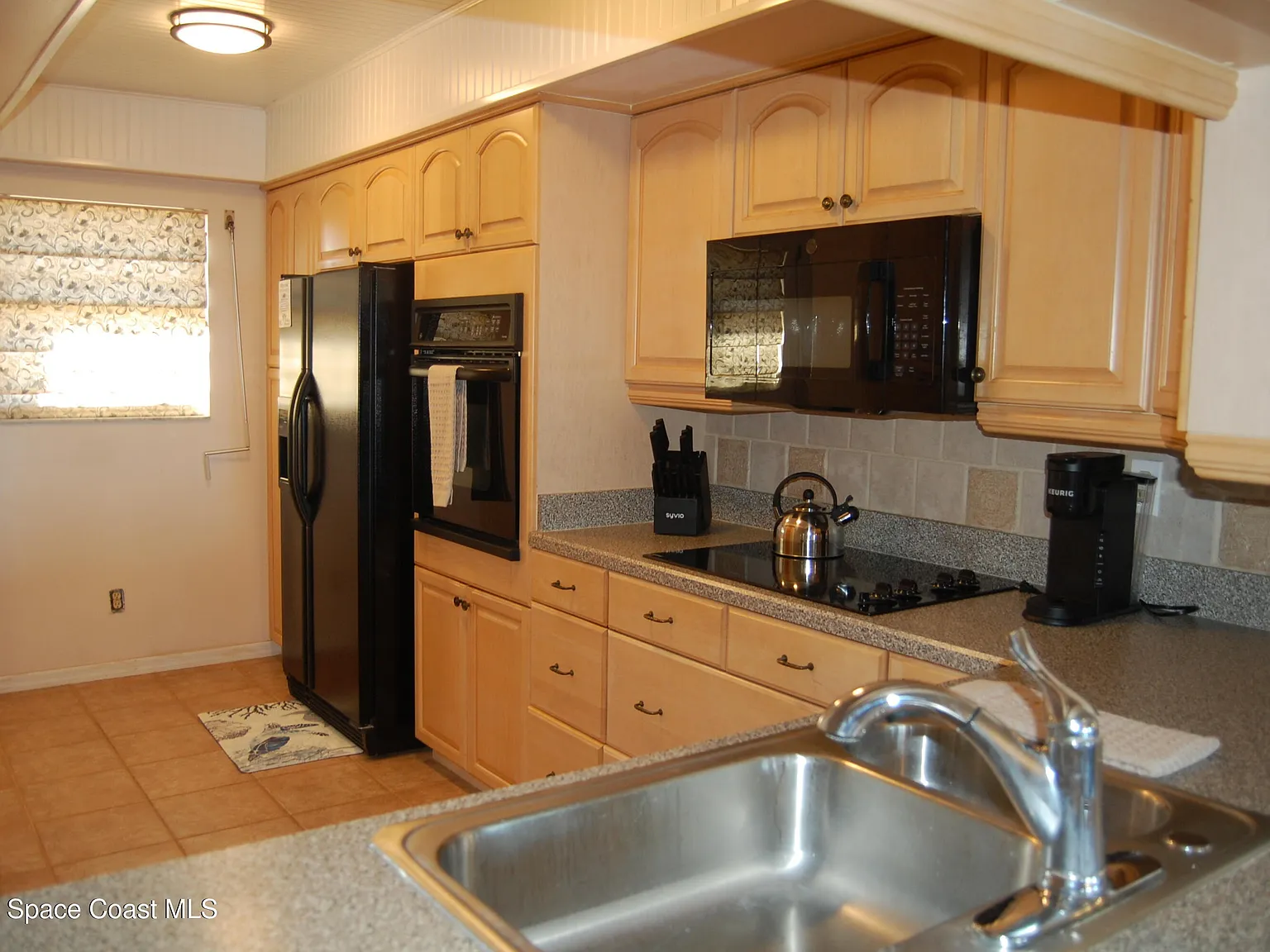 2 bed, 2.0 bath, 1256 sqft, $3,000 — Photo 4